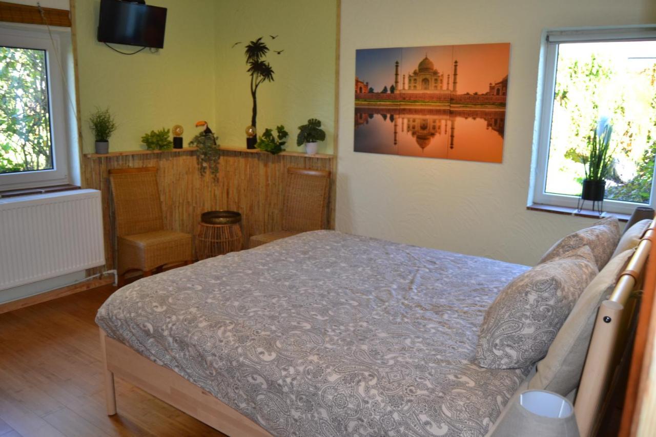 En Chapoisie Bed & Breakfast Ciney Eksteriør bilde
